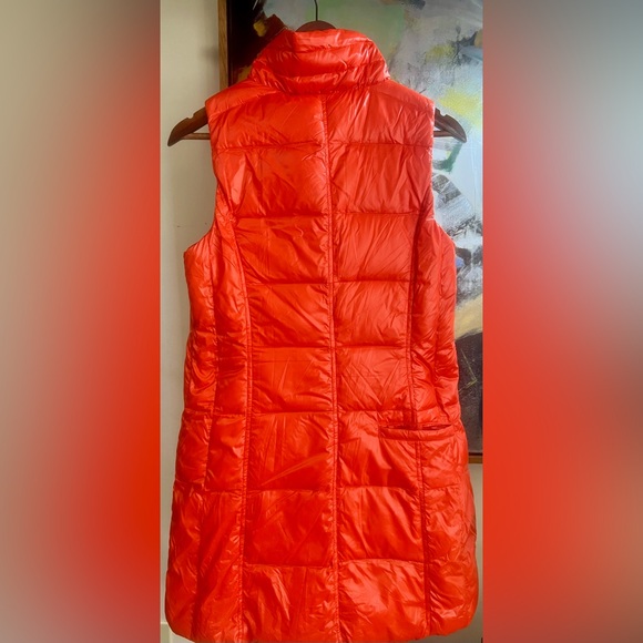 Anorak Long Down Filled Puffer Vest w/ Matching Pouch in Dark Orange (NWT) - Picture 3 of 4